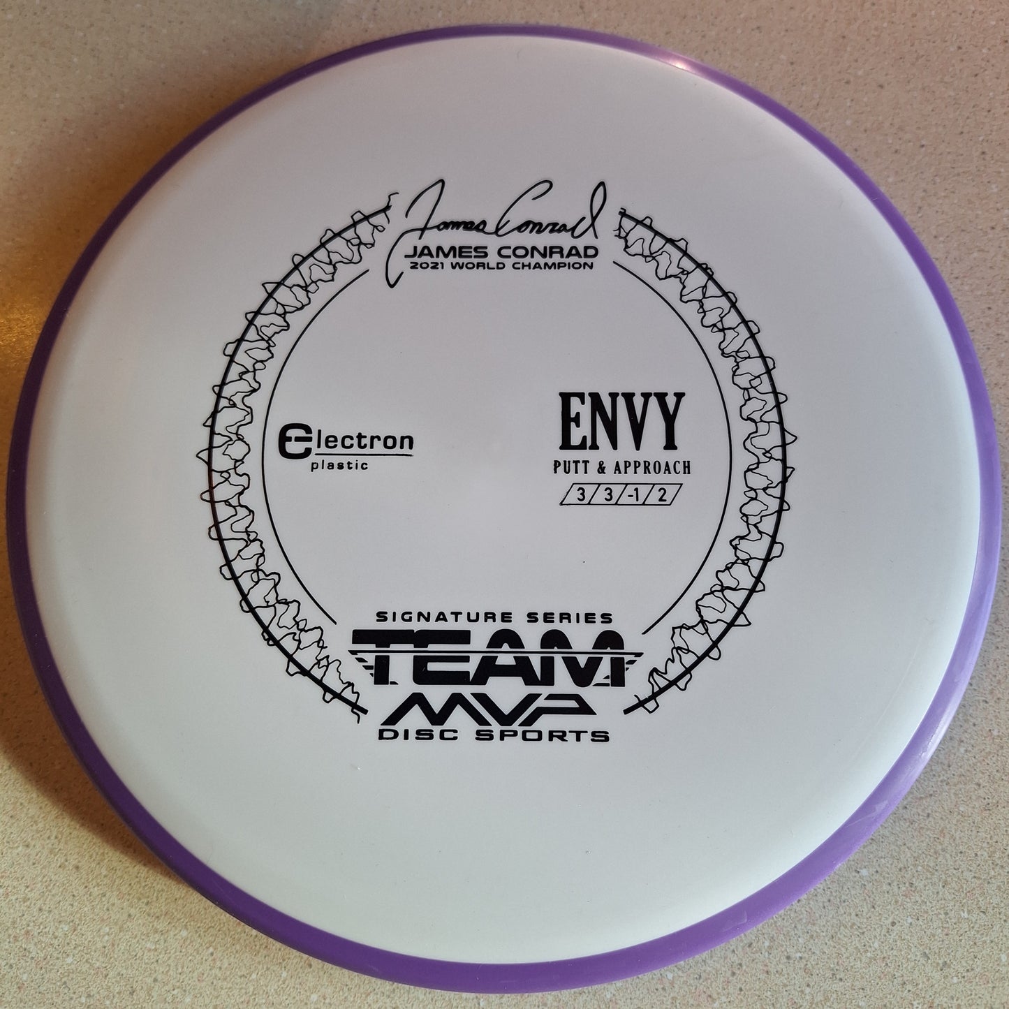 Axiom Electron Envy-James Conrad 2021 World Champion Disc
