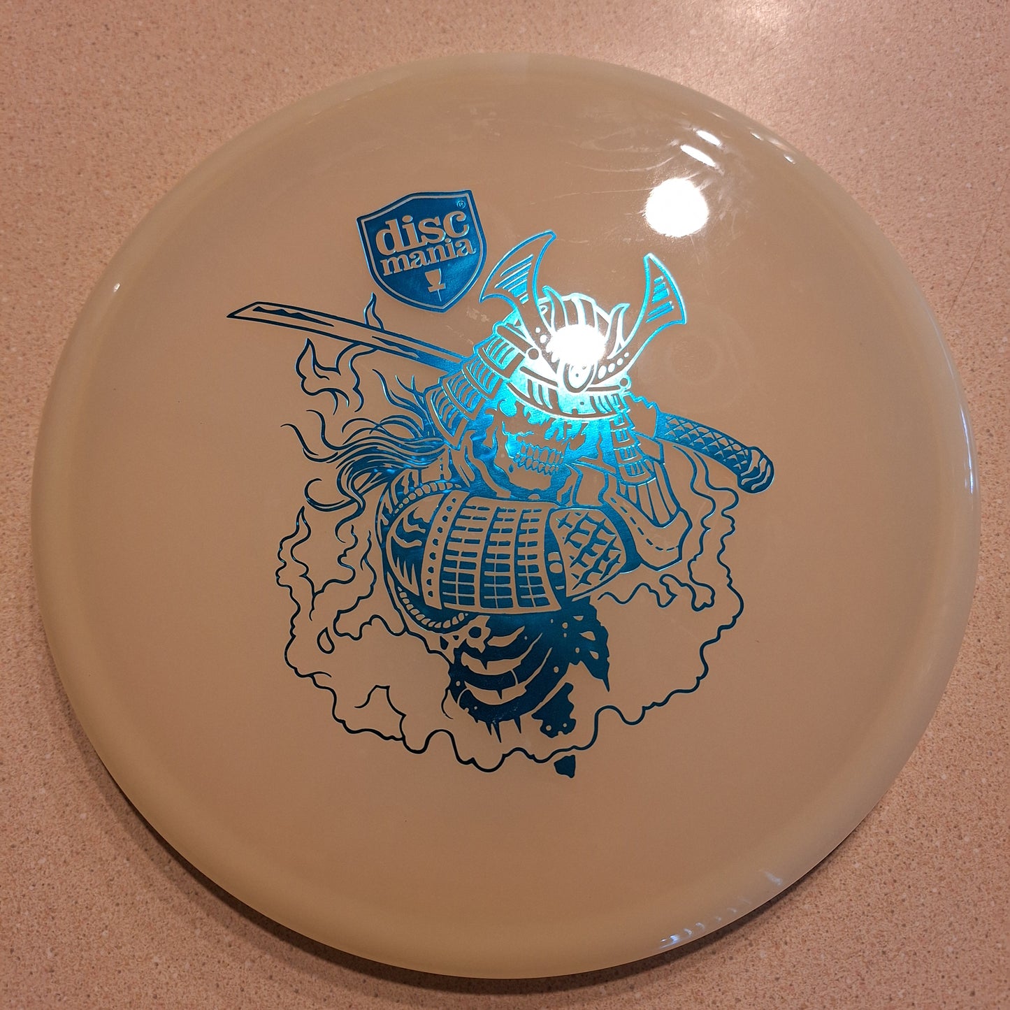 Discmania Active Premium Glow Shogun