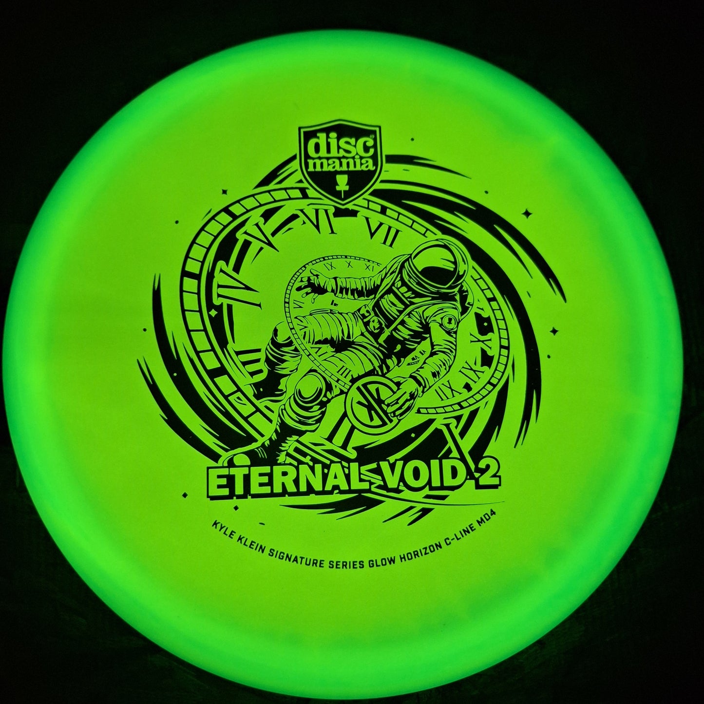 Discmania Eternal Void 2- Kyle Klein Signature Series Glow Horizon C-Line MD4