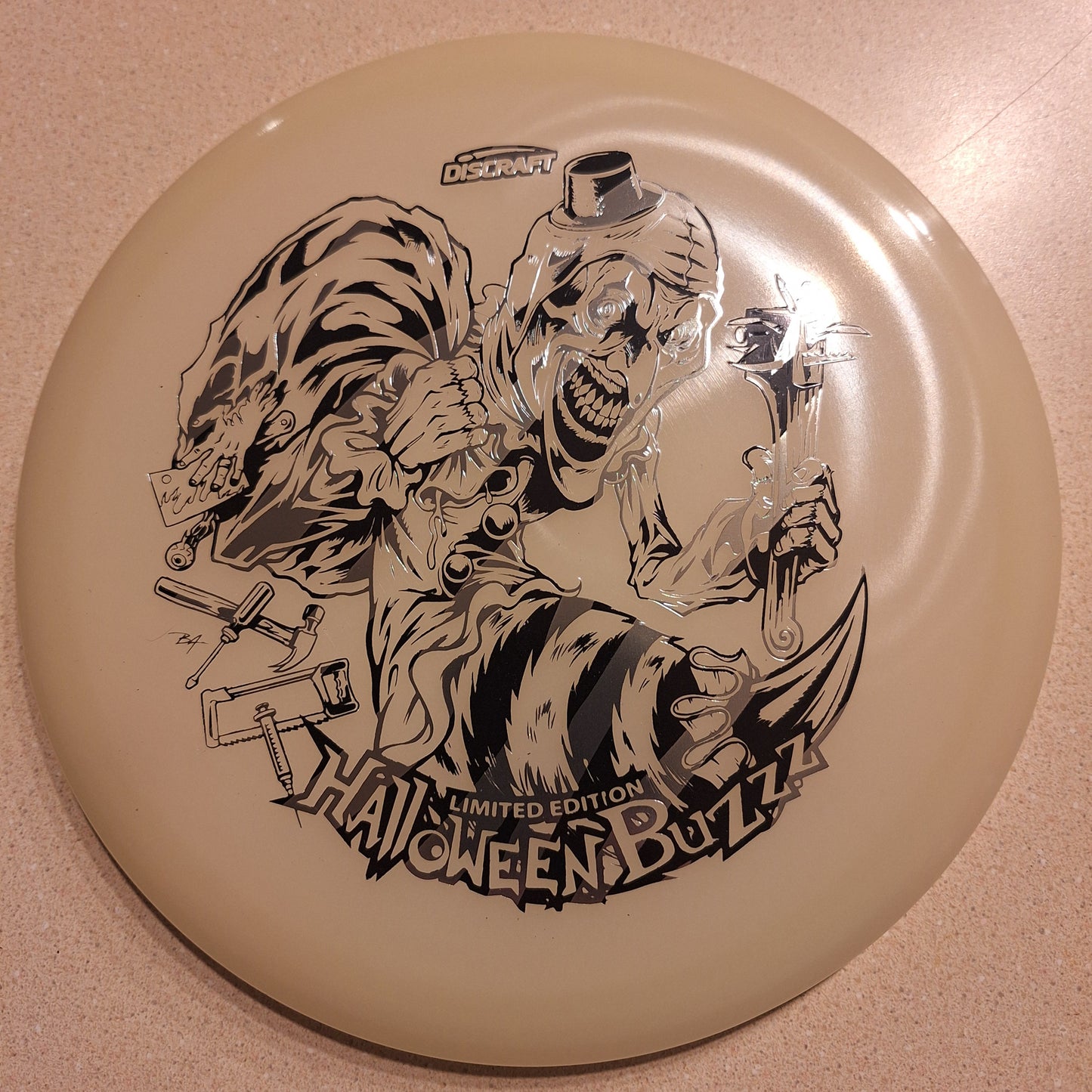 Discraft 2025 LE Halloween Single Stamped Mega Glo Buzzz