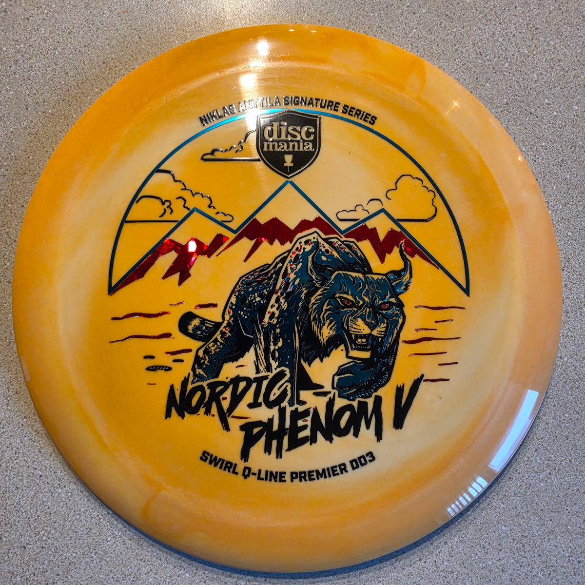 Discmania Nordic Phenom 5 - Niklas Anttila Signature Series Swirl Q-Line Premier DD3
