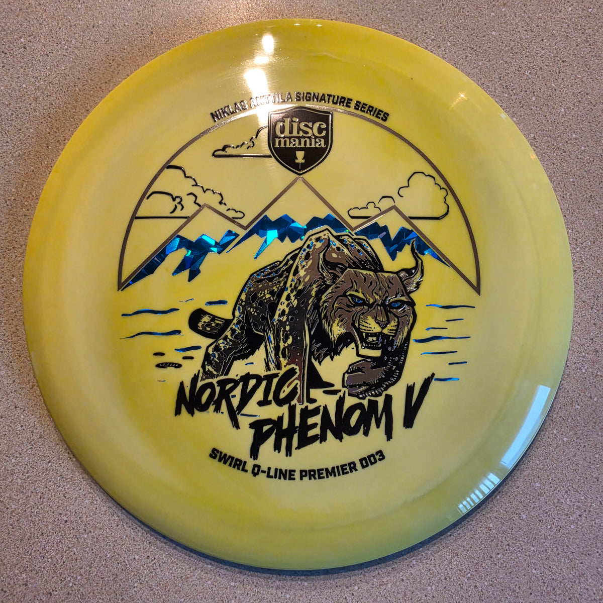 Discmania Nordic Phenom 5 - Niklas Anttila Signature Series Swirl Q-Line Premier DD3